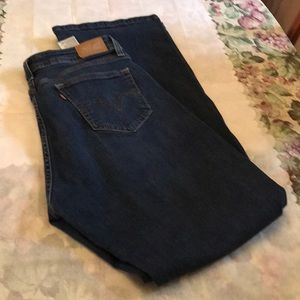 Pre-owned LEVI’S jeans for women